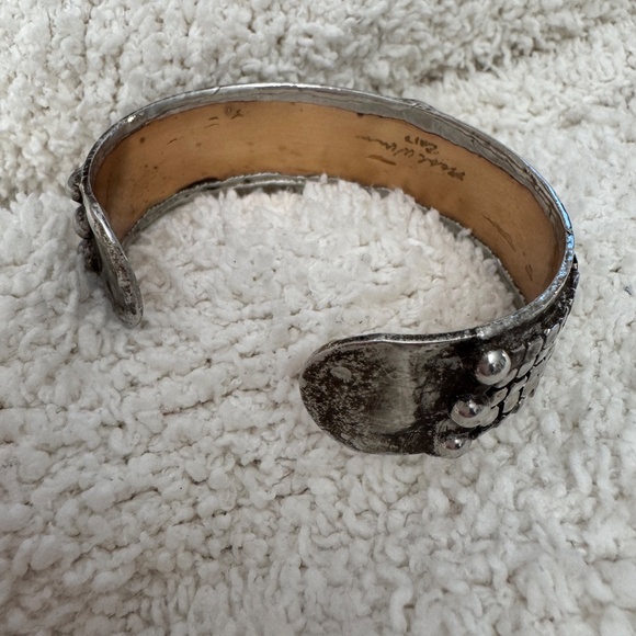 Mikal Winn cuff - Picture 2 of 2